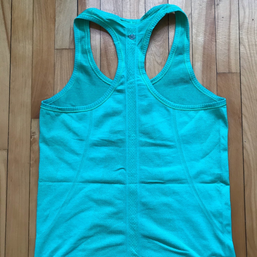 Lululemon - Swiflty